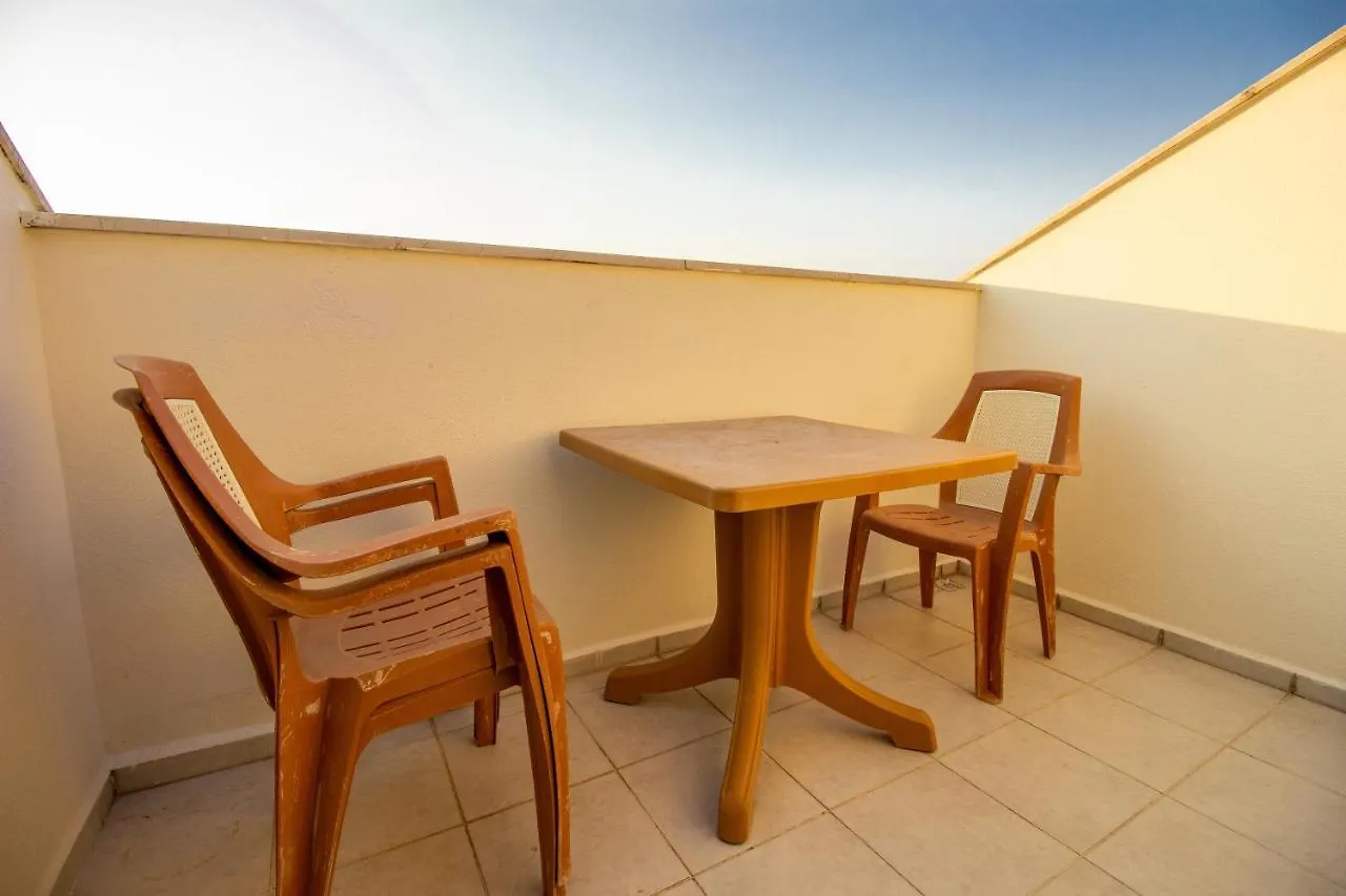 Tayfun Apart Hotel Ölüdeniz 3*,